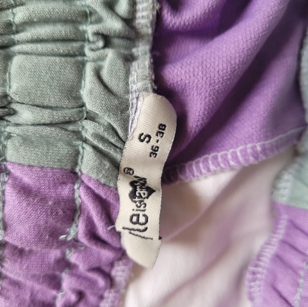 SHORTS - Picture 7 of 7